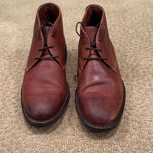 Johnston & Murphy Rich Brown Chukka Boots